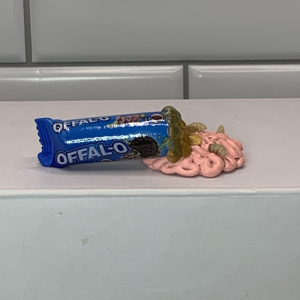ZURU 5 SURPRISE MEGA GROSS MINIS OFFAL-O OREO PARODY COOKIES FIGURE. - Picture 3 of 5